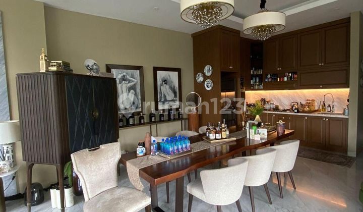 Rumah 3 Lantai Daerah Elite Teduh Tenang Simprug Jakarta Selatan 2