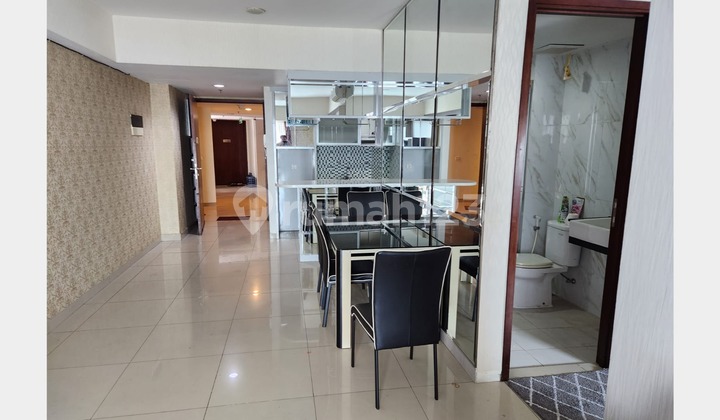 Apartment Sherwood Tower Richmon, Bagus 2BR Furnished Siap Huni  1