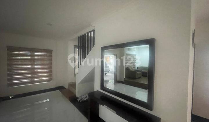 Rumah Bagus Full Furnish 2 Lantai Taman Simpruk Lippo Cikarang 2