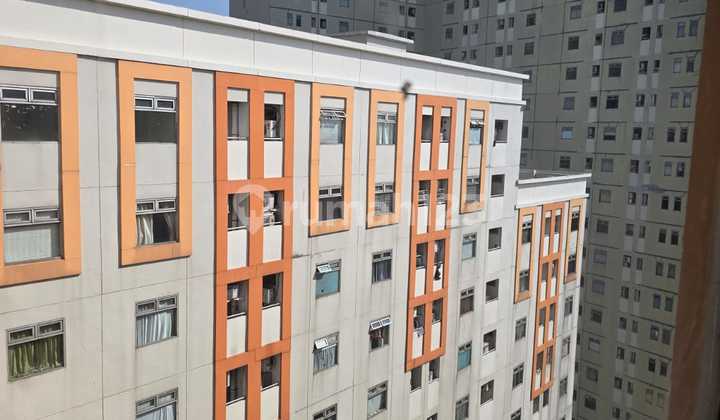 Semi Furnished 2BR Nice Apartment Ready to Occupy Kelapa Gading