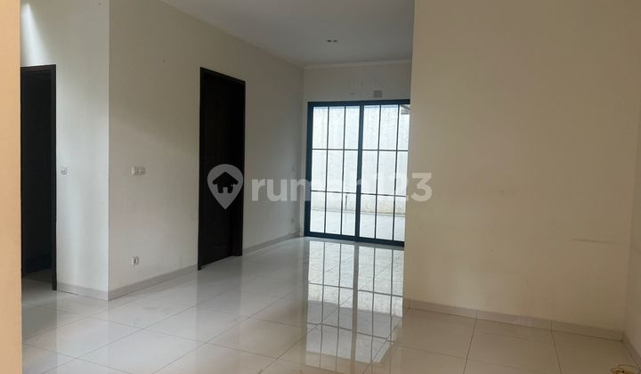 For Sale Lotus Sutera Victoria House Tangerang City, Banten 2