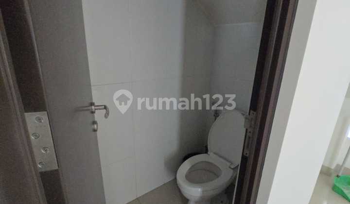 Nice House Unfurnished PPJB Jakarta Garden City, East Jakarta 2