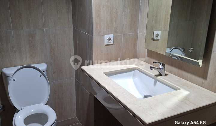 Apartment Westwood Orange County, Tipe Studio Furnished Siap Huni Cibatu 2