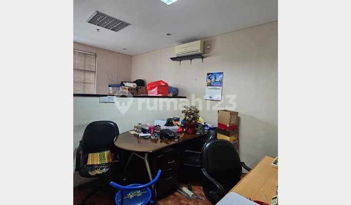 The Belleza Office Tower Office Building 164m2 Full Facilities The Belleza Office Tower Office Building 164m2 Full Facilities