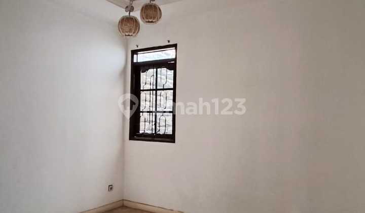 Luxury House Ready to Live In Flood-Free in Abadi Duren Sawit Complex 2