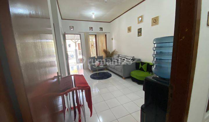 Rumah Bagus Semi Furnished SHM di Sariwangi, Bandung 4