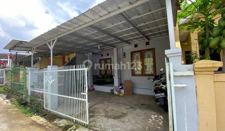 Rumah Bagus Semi Furnished SHM di Sariwangi, Bandung 1