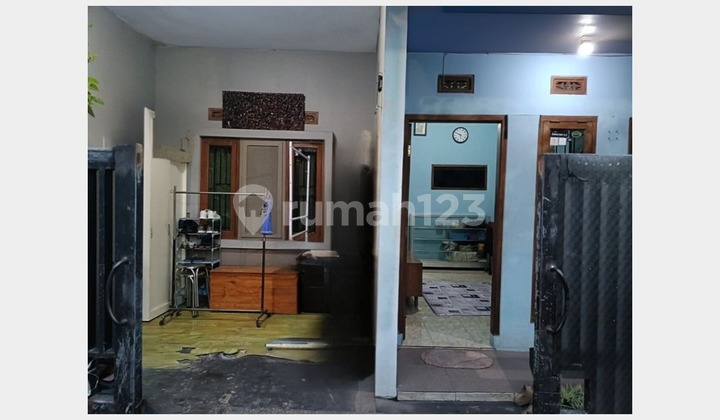 Rumah Arcamanik bandung siap huni dalam perumahan.