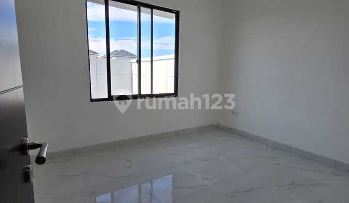 Disewakan Rumah Pik 2 Permata Hijau Uk 8X20 3 Kamar 140 Juta/Thn! Disewakan Rumah Pik 2 Permata Hijau Uk 8X20 3 Kamar 140 Juta/Thn!