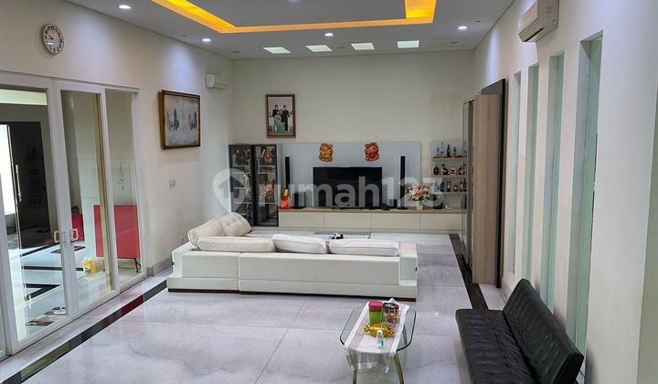 Dijual Rumah Mewah Gold Coast PIK Ukuran 15x30 Semi Furnish 27M 2