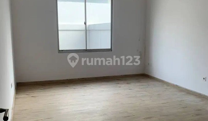 For Rent Golf Island PIK House Size 8x20 160 Million/year Unfurnished 2