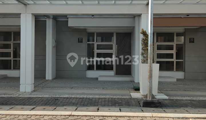 Disewakan Rumah Pik 2 Depan Ukuran 4,5X10 2 Kamar 53 Juta/Tahun