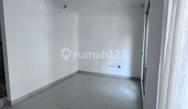 Disewakan Rumah Golf Island Pik Ukuran 6X15 Ada AC Cuma 140 Juta 2