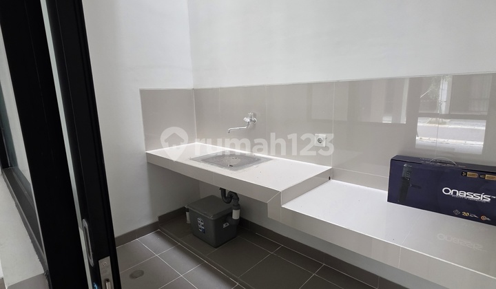 Disewakan Rumah Osaka Residence Ukuran 4,5x10 3 Kamar 65 Juta/thn