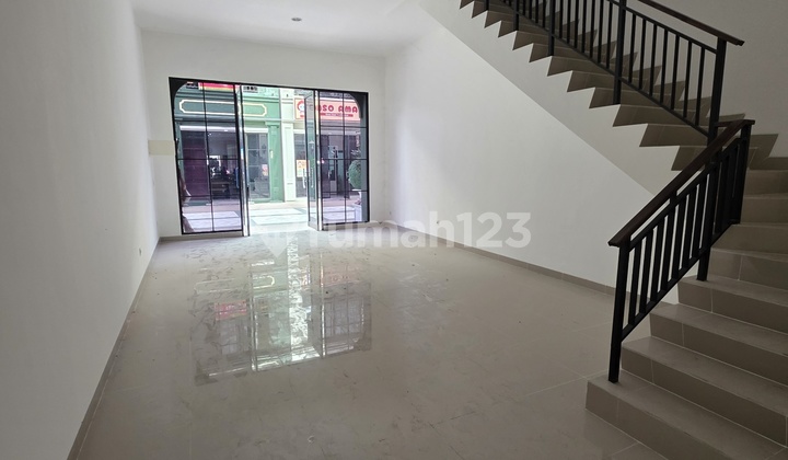 For Rent Osaka Shop House PIK 2 Size 5X10 3 Floors 105 Million Right Now!! For Rent Osaka Shop House PIK 2 Size 5X10 3 Floors 105 Million Right Now!!