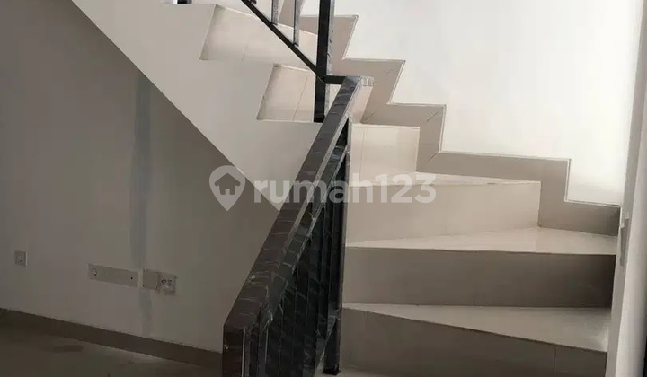 900 Juta saja rumah PIK 2 Milenial Ukuran 4,5x10 2 kamar TERMURAH