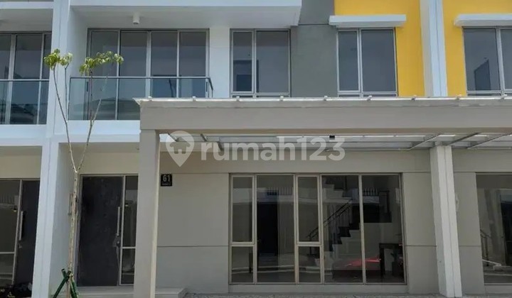 For Sale House in PIK 2, Front, Size 8x10, 3 Bedrooms, Price 2.5M PPJB