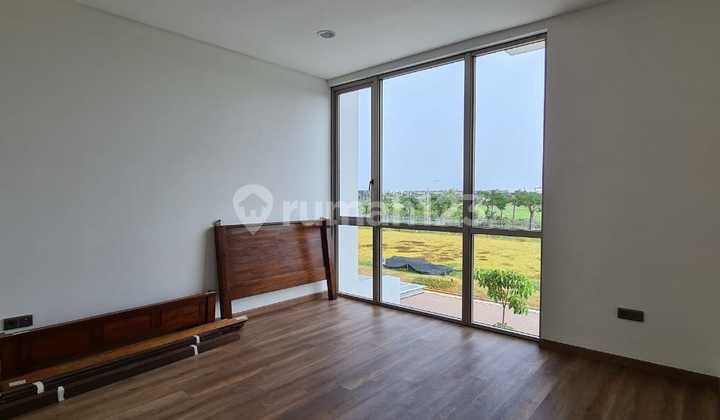 Dijual Rumah Cluster Mewah Golf Island Pik Uk 10X20 3 Lantai 9,3M 2