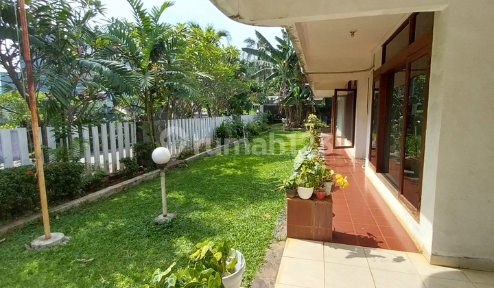 Terbaik, Cinere Blok A Depan Taman &Lapangan Basket Asri, 2