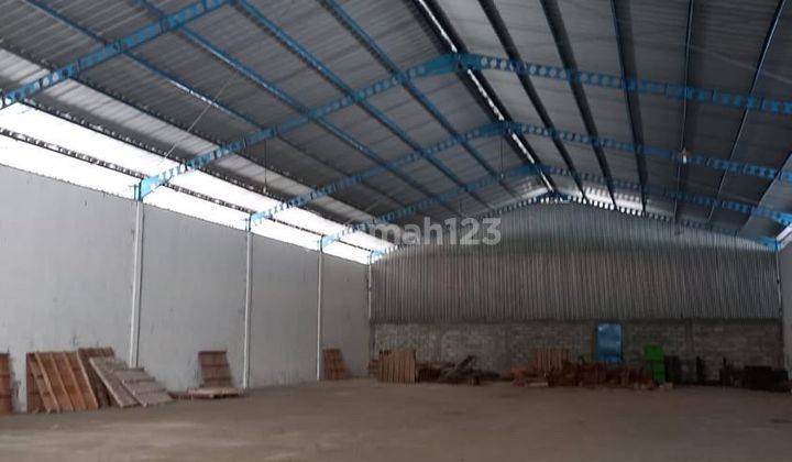 Gudang siap pakai di Boja 1