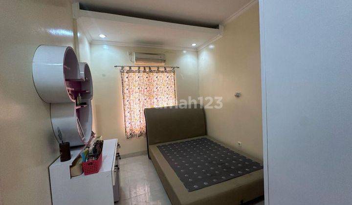 Rumah Bagus Terawat 3,5lt Full Furnished di Metland Transyogi 2