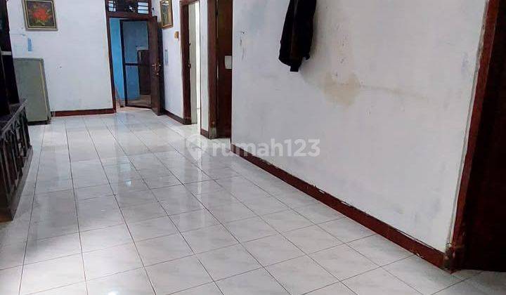 Rumah 1 Lantai di Kawasan Padat Penduduk 2