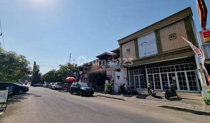 2 Floor Shophouse in Front of International Hospital Near Sanur Beach 2