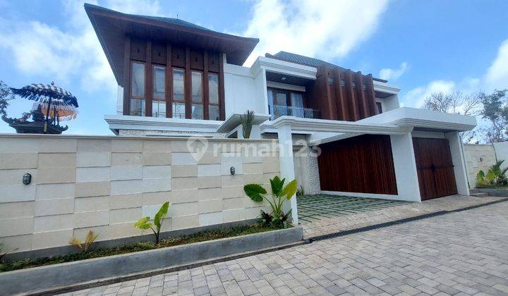 Modern Minimalist Villa with Sea View in Nusa Dua 2