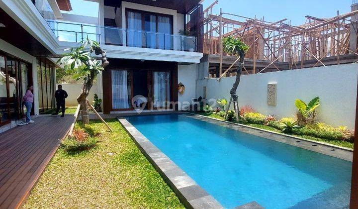 Modern Minimalist Villa with Sea View in Nusa Dua 1