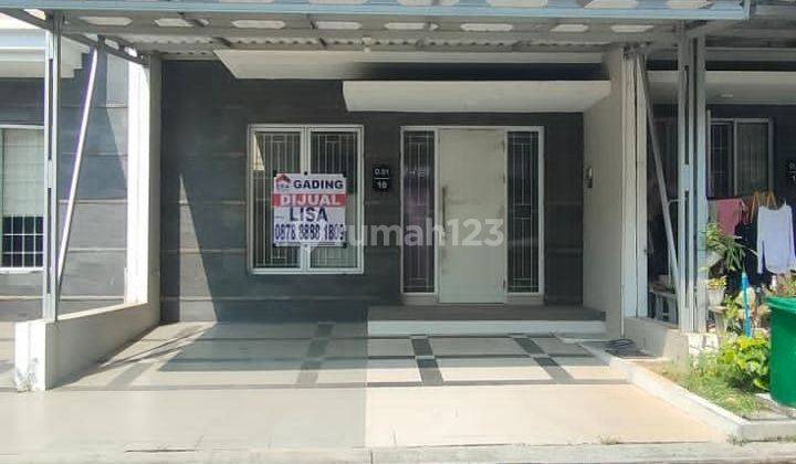 La. 1293 Dijual rumah 2lt  sudah renov di Citraland monteverde areca 2