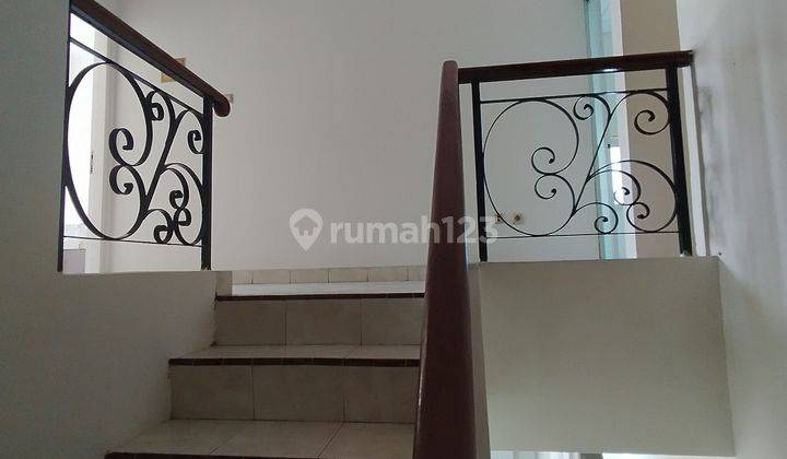 La.1191 Dijual Cepat Rumah bagus ,siap huni  2 Lantai Siap Huni Di Kota Wisata Cibubur Nego 2