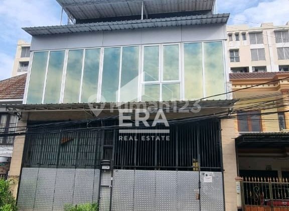 dijual cepat rumah semanan