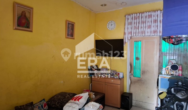 For Quick Sale: 1-Story House in Griya Pabuaran Jatisampurna Housing Complex, Bekasi. 2