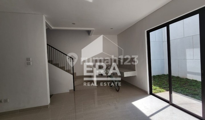 For Quick Sale: 2-Story Ready-to-Occupy House in Podomoro Golf View Hickory, Gunung Putri, Bogor 2