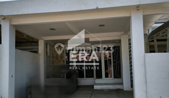 Dijual Cepat Rumah di Cibubur Country. bisa Nego. di Dalam Cluster Aman dan Dekat Taman 1