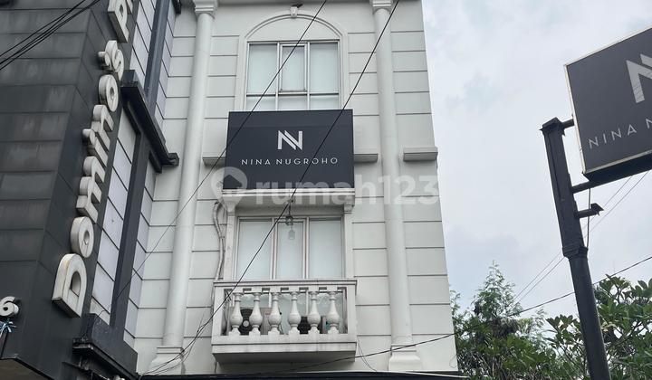 Disewakan Ruko 3.5lt ******** Transyogi Jl Alternatif Cibubur Strategis Dekat Tsm Disewakan Ruko 3.5lt ******** Transyogi Jl Alternatif Cibubur Strategis Dekat Tsm