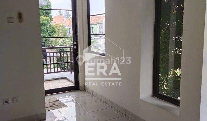 La. 1322 Disewakan Rumah Legenda Wisata siap huni 2 lantai 2