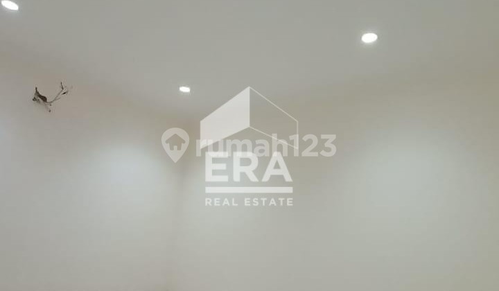 Di Jual Cepat Dibawah NJOP. Rumah 1Lt di Klp. Gading Bcs Jakarta Utara Di Jual Cepat Dibawah NJOP. Rumah 1Lt di Klp. Gading Bcs Jakarta Utara