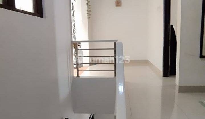 La.1615 Dijual rumah 2lt siap huni,rapih  di  arcadia  residence jatisari  bekas 2