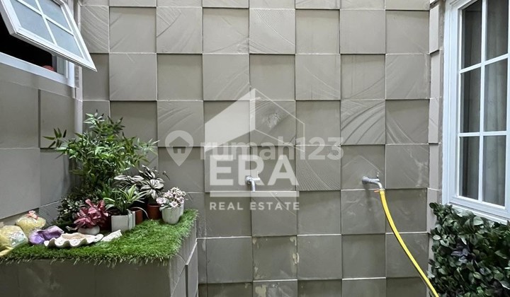 *Turun Harga* Dijual Cepat Rumah 2Lt Siap Huni di Rafles Hills Cibubur Depok 2