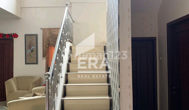 Quick Sale 2-Storey House in Citra Gran Boulevard Cibubur Bekasi. Strategic. 2