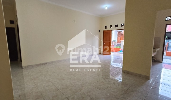 For Sale Quick 1-Story House Ready to Live in at Villa Permata Santi, Pancoran Mas, Depok City. 2