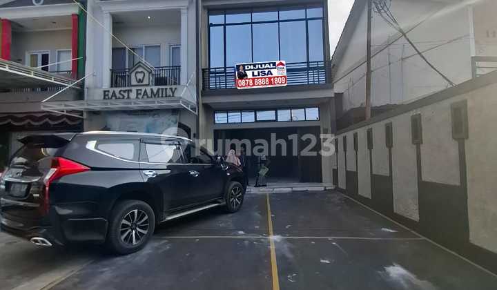For Rent / Sale 2-Story Shop House Ready to Occupy Neat In Pondok Ranggon Raya Cipayung East Jakarta Strategic