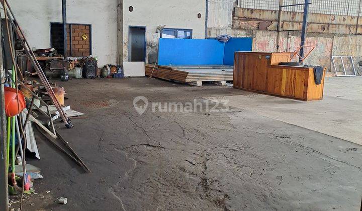 GEDUNG KANTOR & GUDANG LOKASI STRATEGIS JL DAAN MOGOT KM 1 4