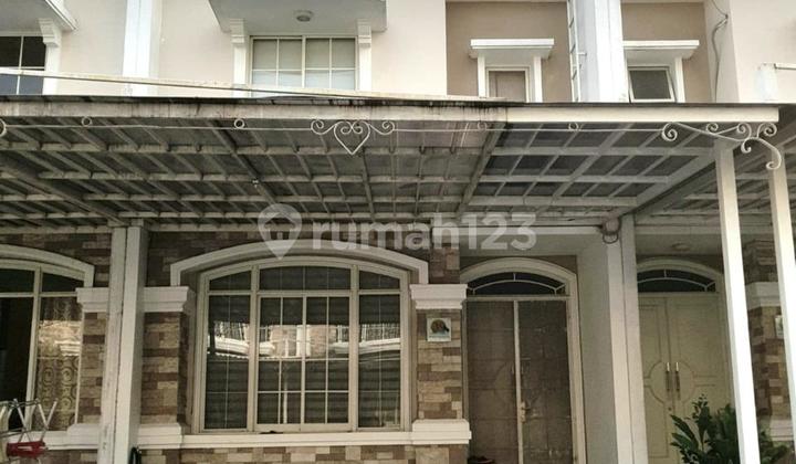 Disewakan Rumah 2 Lantai Furnished di Green Lake City 1