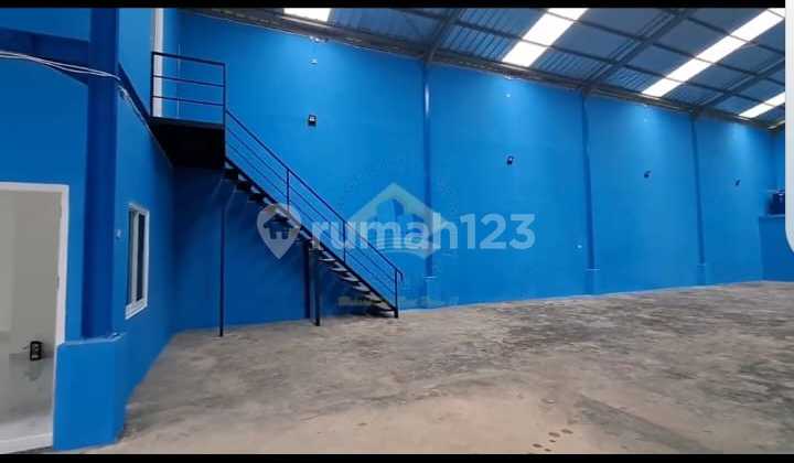 Pergudangan Zona Komersil di Jalan Raya Pemda Tigaraksa - Tangerang, Banten