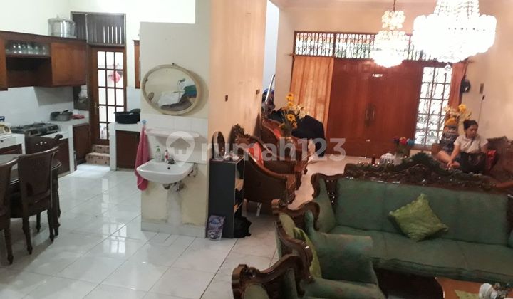 dijual 2 rumah gandeng depan belakang Kelapa Gading Timur
