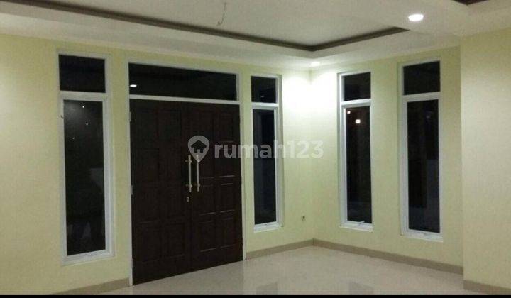 Di jual Rumah di Taman Aries . Meruya Jakarta barat 2