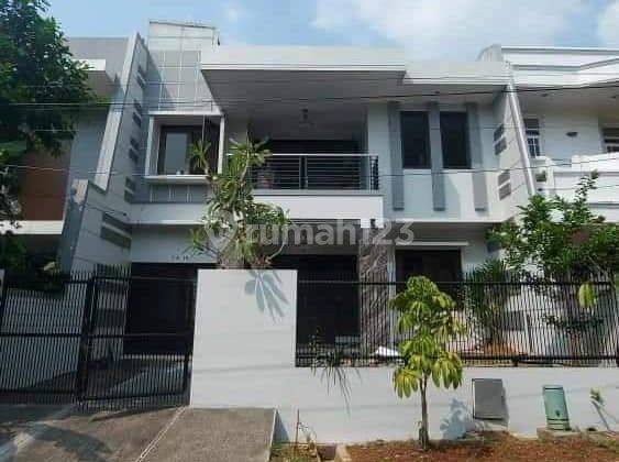 Di Jual Rumah cantik di Puri Indah jakarta barat 1