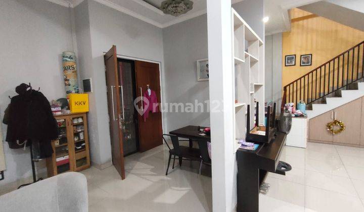 Di jual Rumah Minimalis  2 lantai di Taman semanan indah. jakarta barat 2